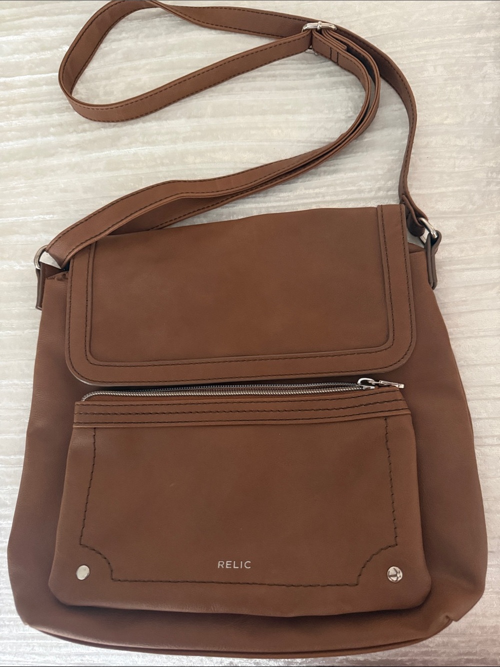 Relic Tan/Brown Crossbody Shoulder Bag